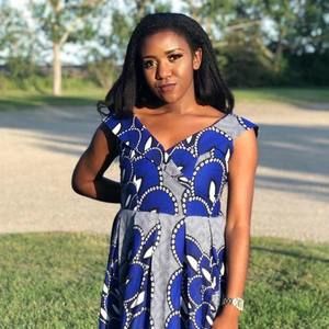 Meet your Posher, Ornela